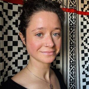 Meet your Posher, Calista